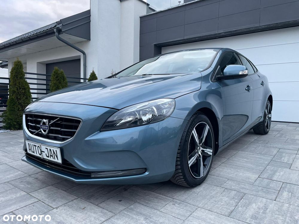 Volvo V40 D2 Summum - 9
