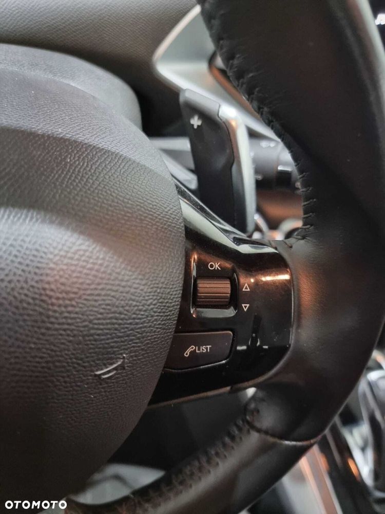 Peugeot 308 - 26