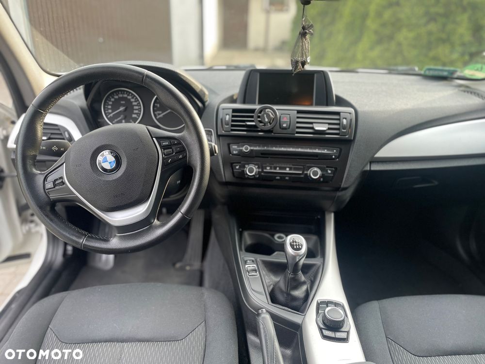 BMW Seria 1 114i - 19