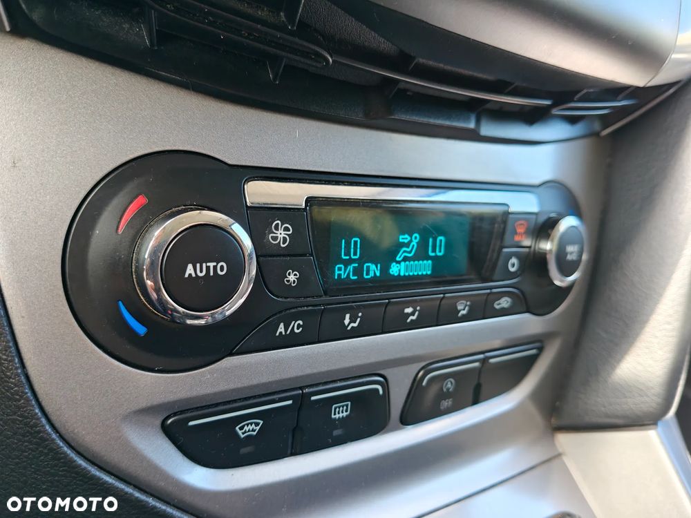 Ford Focus 1.0 EcoBoost STart-Stopp-System Titanium - 37