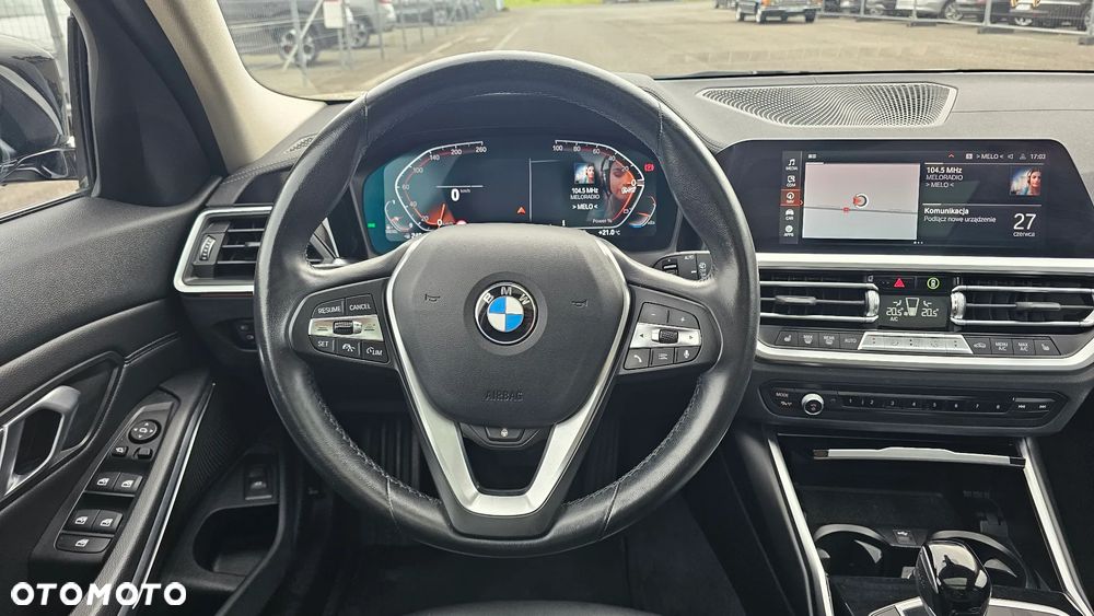 BMW Seria 3 320d xDrive Luxury Line - 19