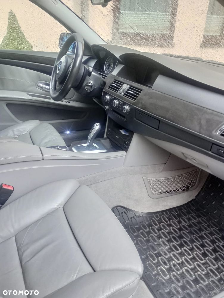 BMW Seria 5 - 16
