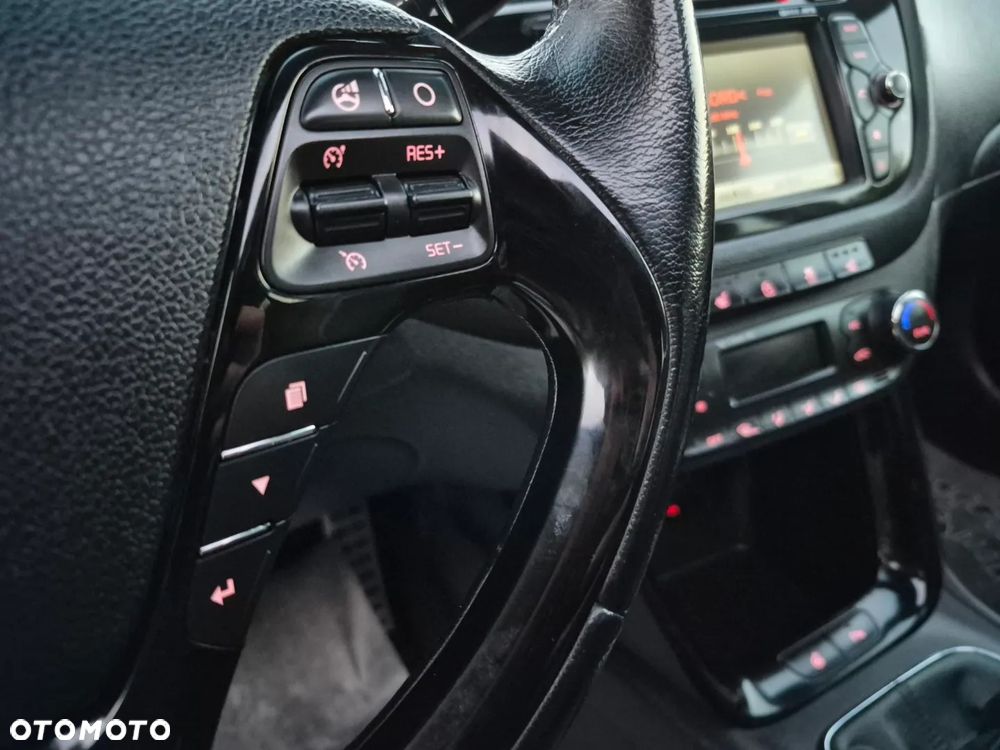 Kia Ceed 1.6 CRDi 128 Platinum Edition - 23