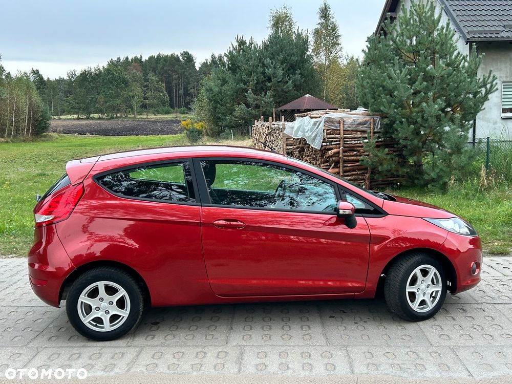 Ford Fiesta 1.25 Celebration - 3