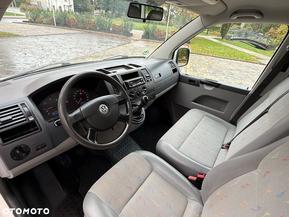 Volkswagen Transporter T5 TDI L2H1 Silverline - 13