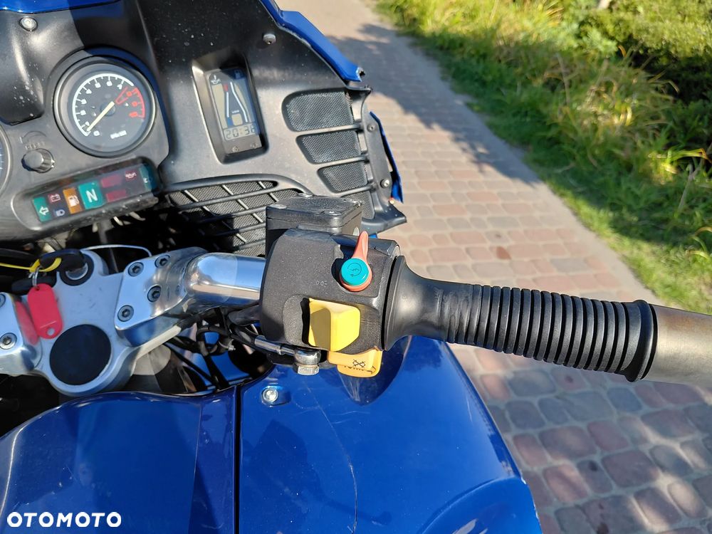 BMW R - 26