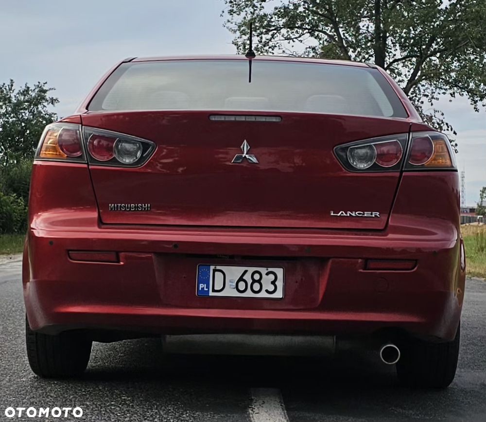 Mitsubishi Lancer - 8