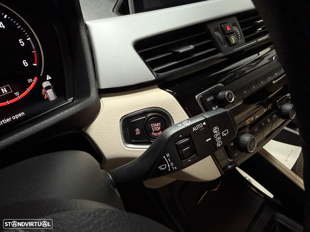 BMW X1 16 d sDrive Advantage - 29
