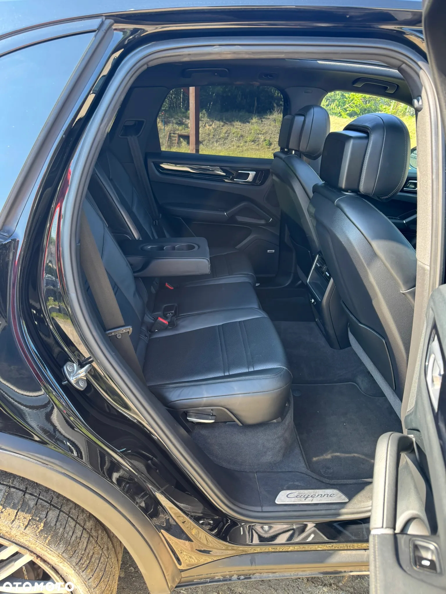 Porsche Cayenne - 23