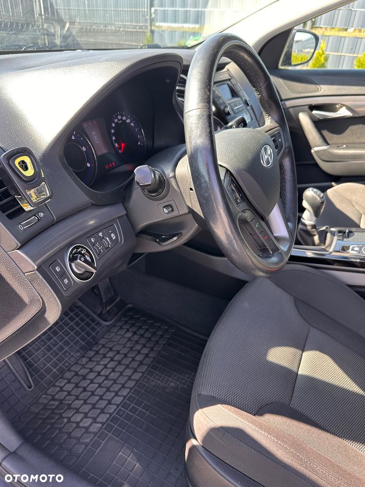 Hyundai i40 Kombi blue 1.7 CRDi Classic - 14