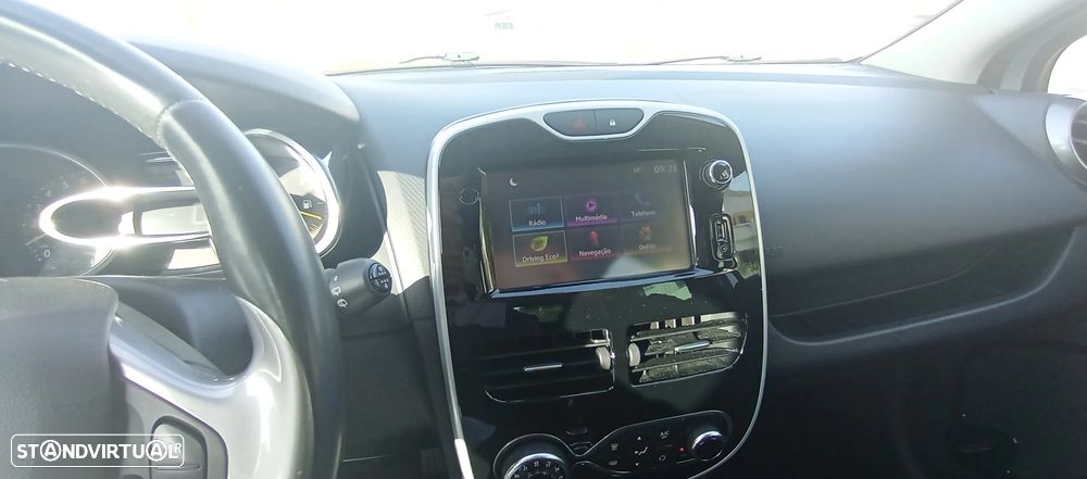 Renault Clio Sport Tourer TCe 120 EDC Dynamique - 11