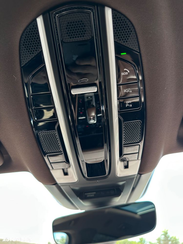 Porsche Cayenne Standard - 10