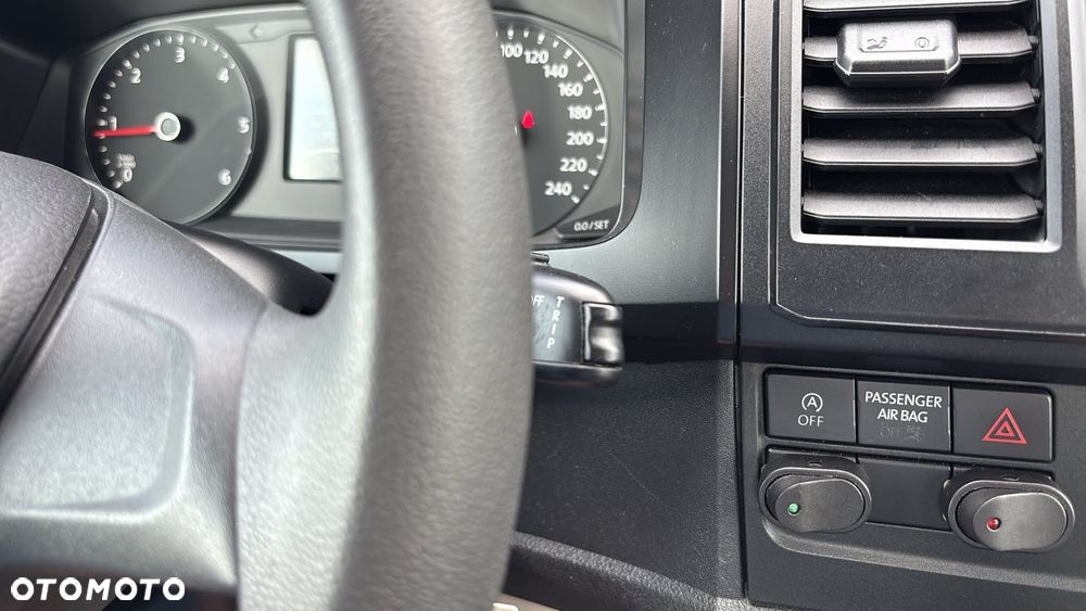 Volkswagen Transporter T6 - 11