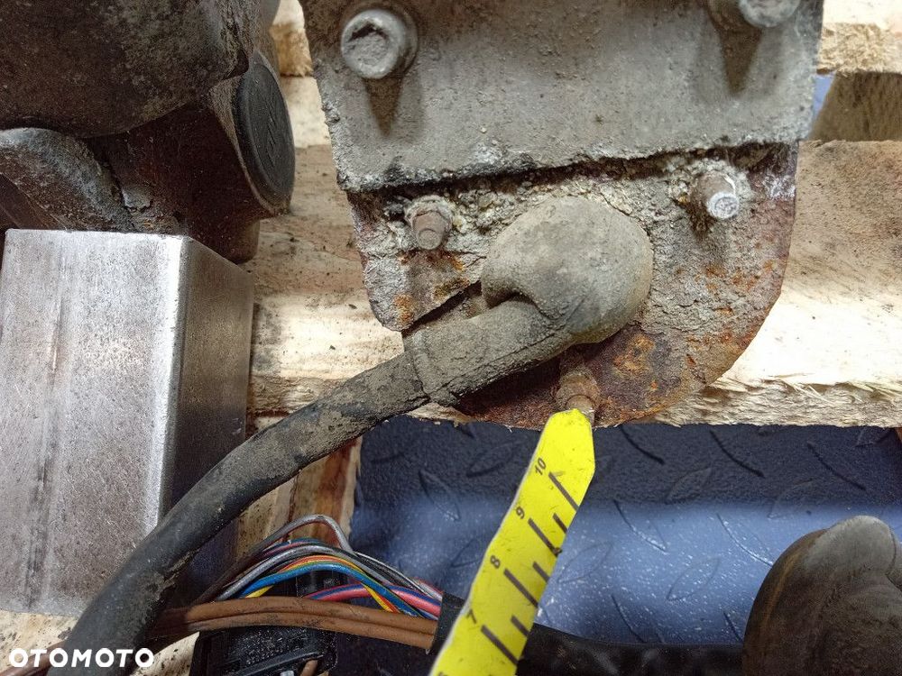 BMW 5 E39 TOURING HAK HOLOWNICZY FABRYCZNY OEM ORIS - 11