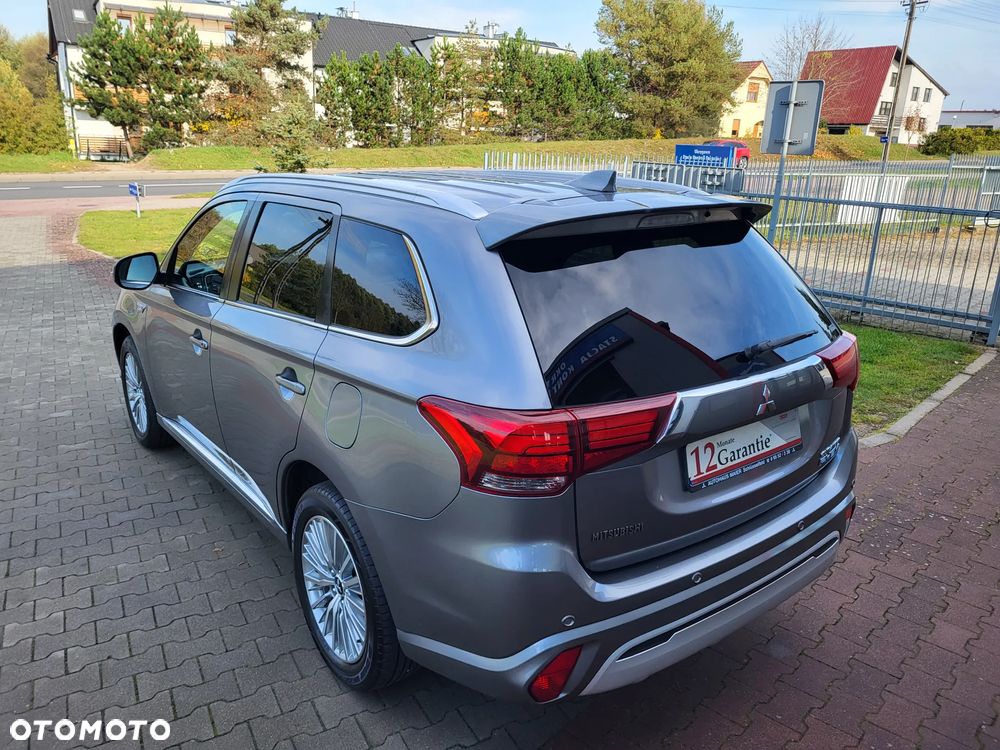 Mitsubishi Outlander 2.4 4WD Diamant+ - 10