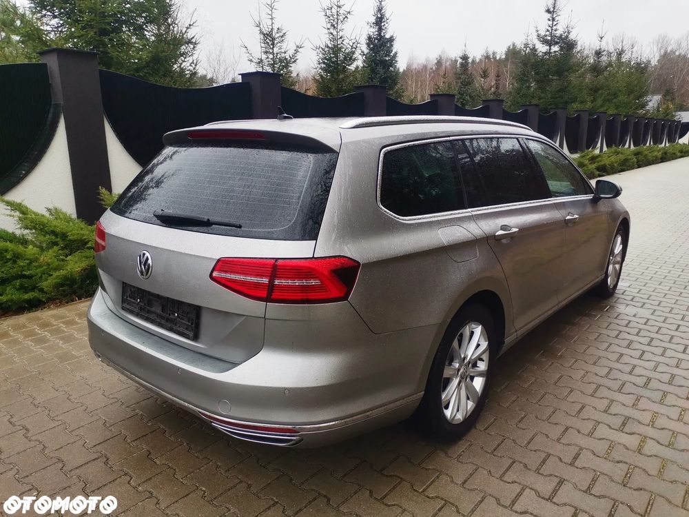 Volkswagen Passat 2.0 TDI Bi-Turbo BMT 4Mot Highline DSG - 17