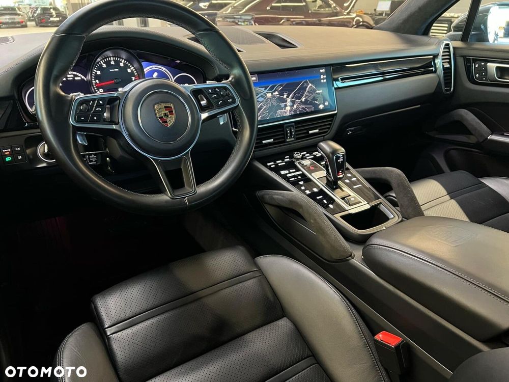 Porsche Cayenne Standard - 20