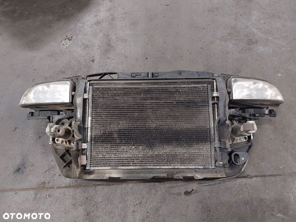 PAS PRZEDNI CHŁODNICE + LAMPY XENON KOMPLET AUDI A4 B6 EU 8E0941004S - 1