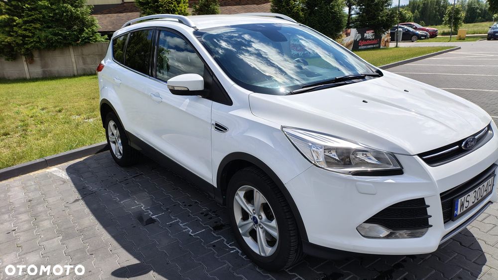Ford Kuga - 1