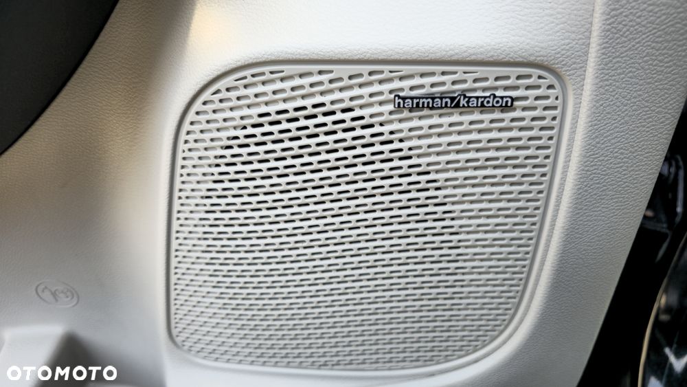 Chrysler Pacifica - 34