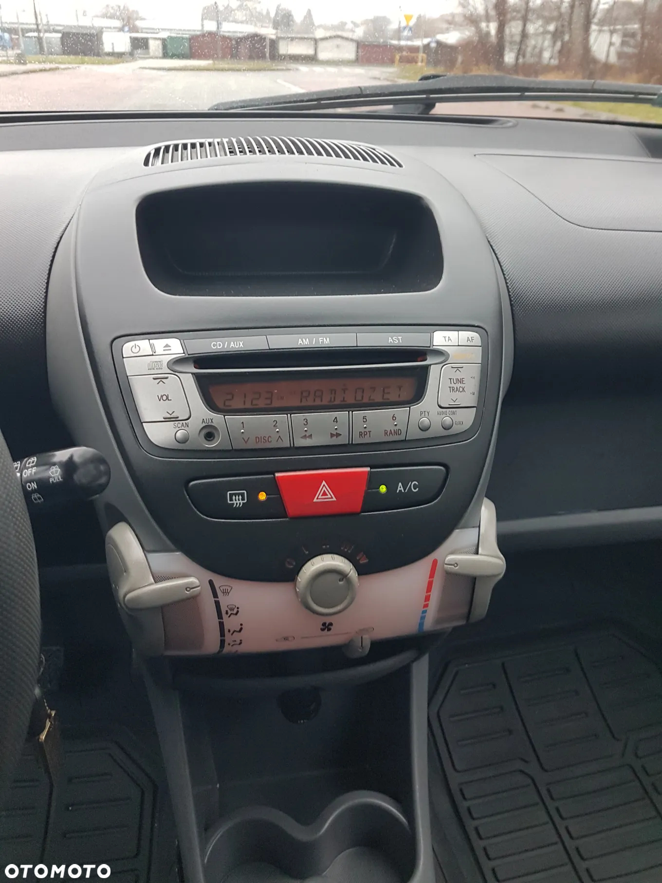 Peugeot 107 - 16