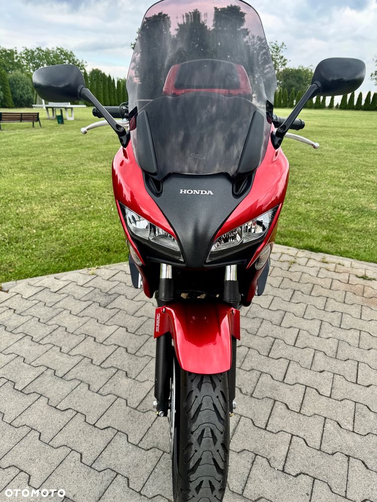 Honda CBF - 10