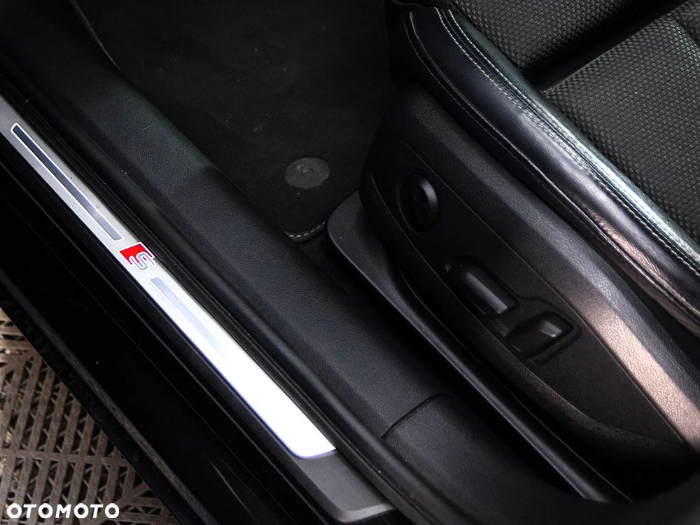 Audi A4 Limousine 40 TFSI S tronic S line - 19