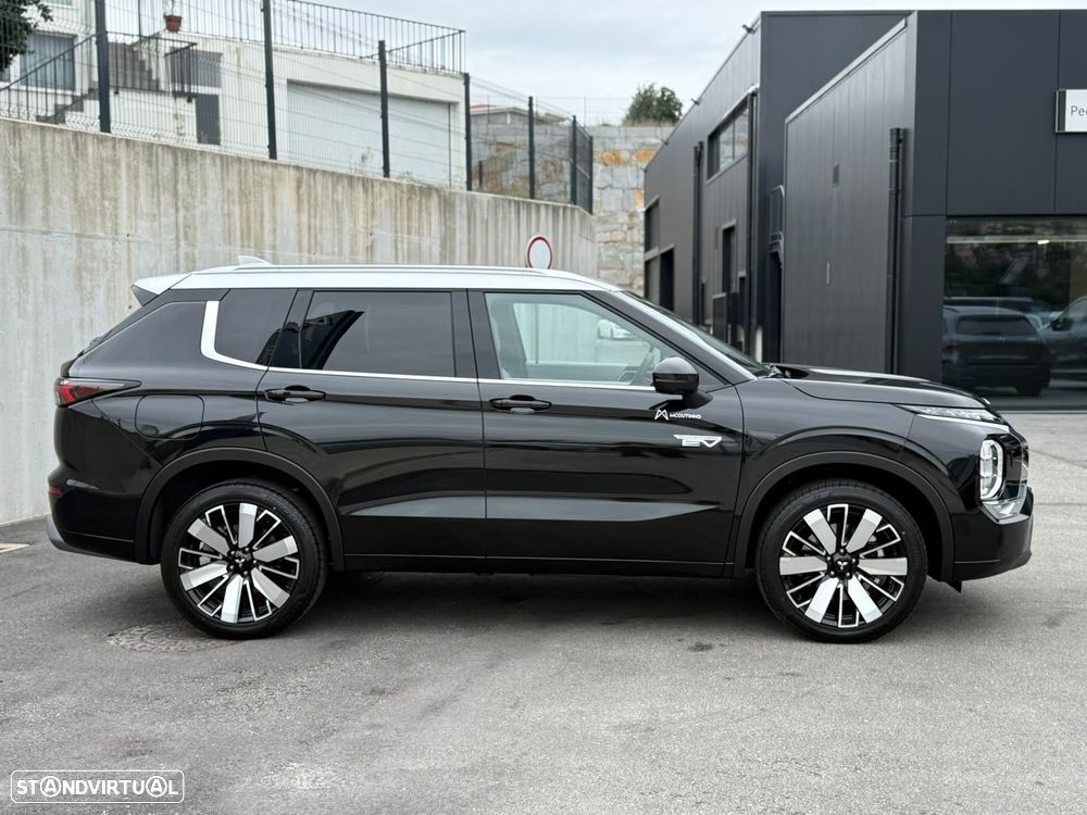Mitsubishi Outlander - 6