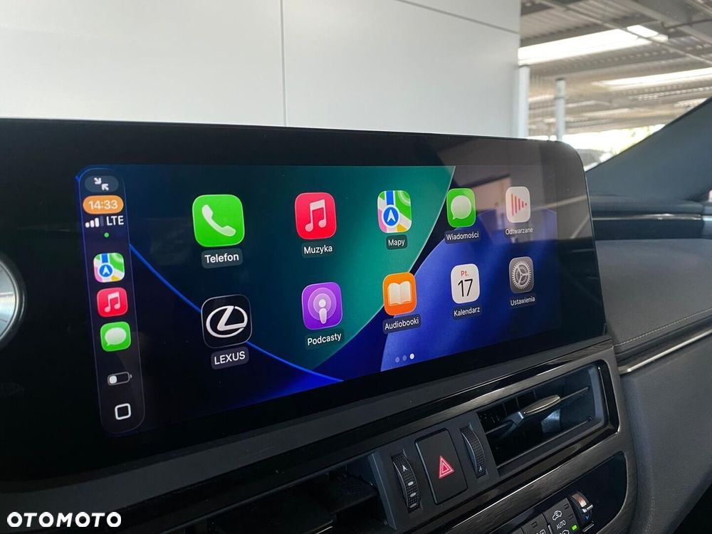 Lexus ES 300h Business Edition - 15