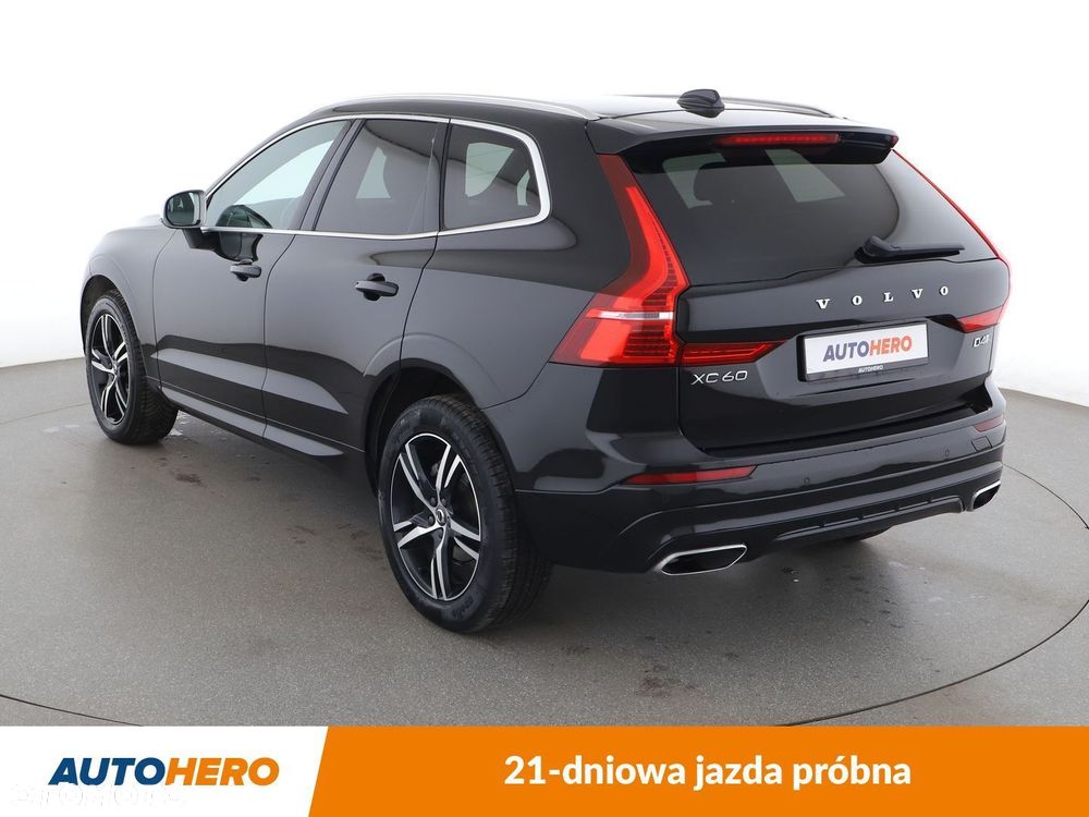 Volvo XC 60 D4 R-Design - 4