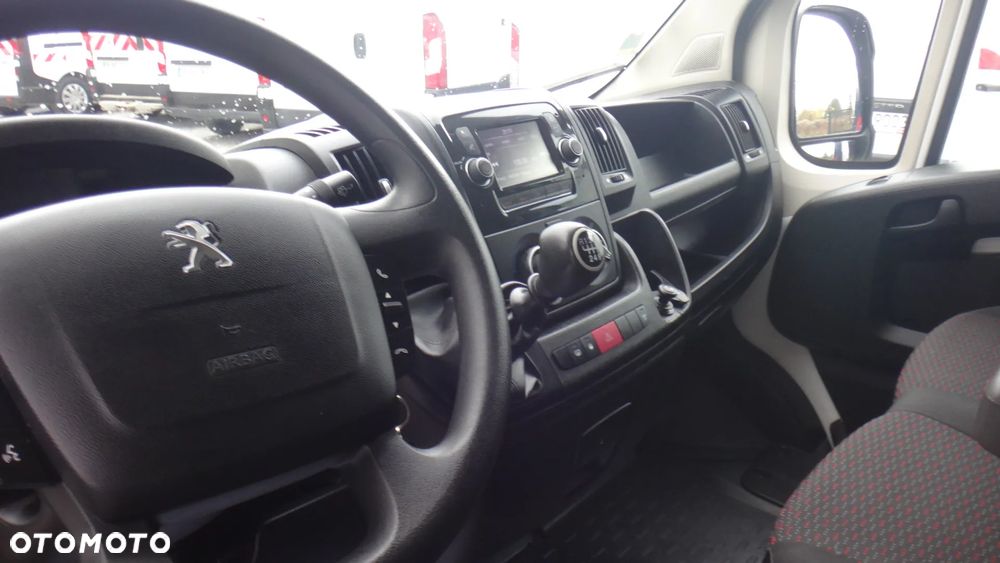 Peugeot Boxer - 12