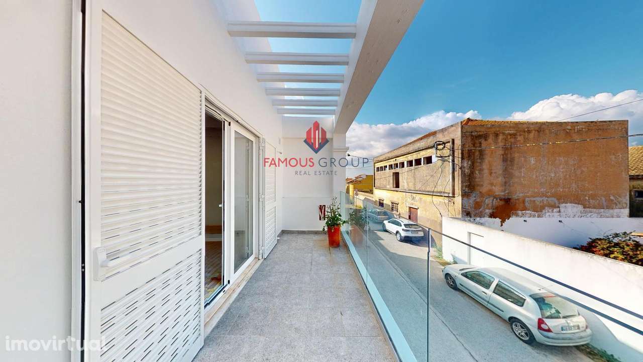 Moradia T5 totalmente remodelada - Montes de Alvor - Grande imagem: 4/56