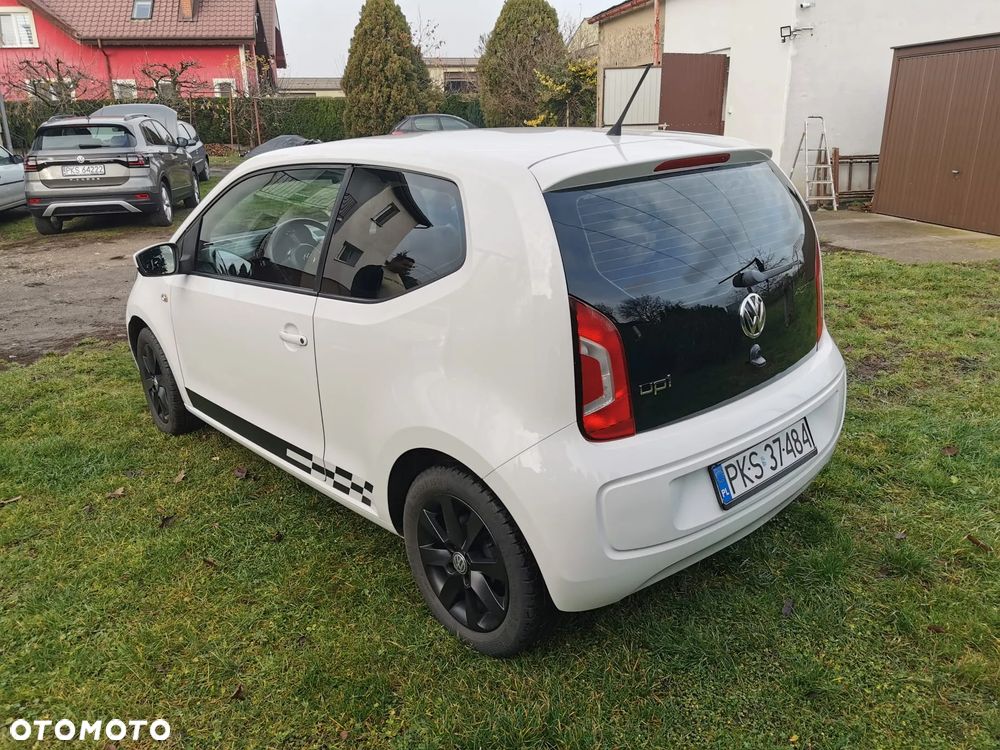 Volkswagen up! - 9