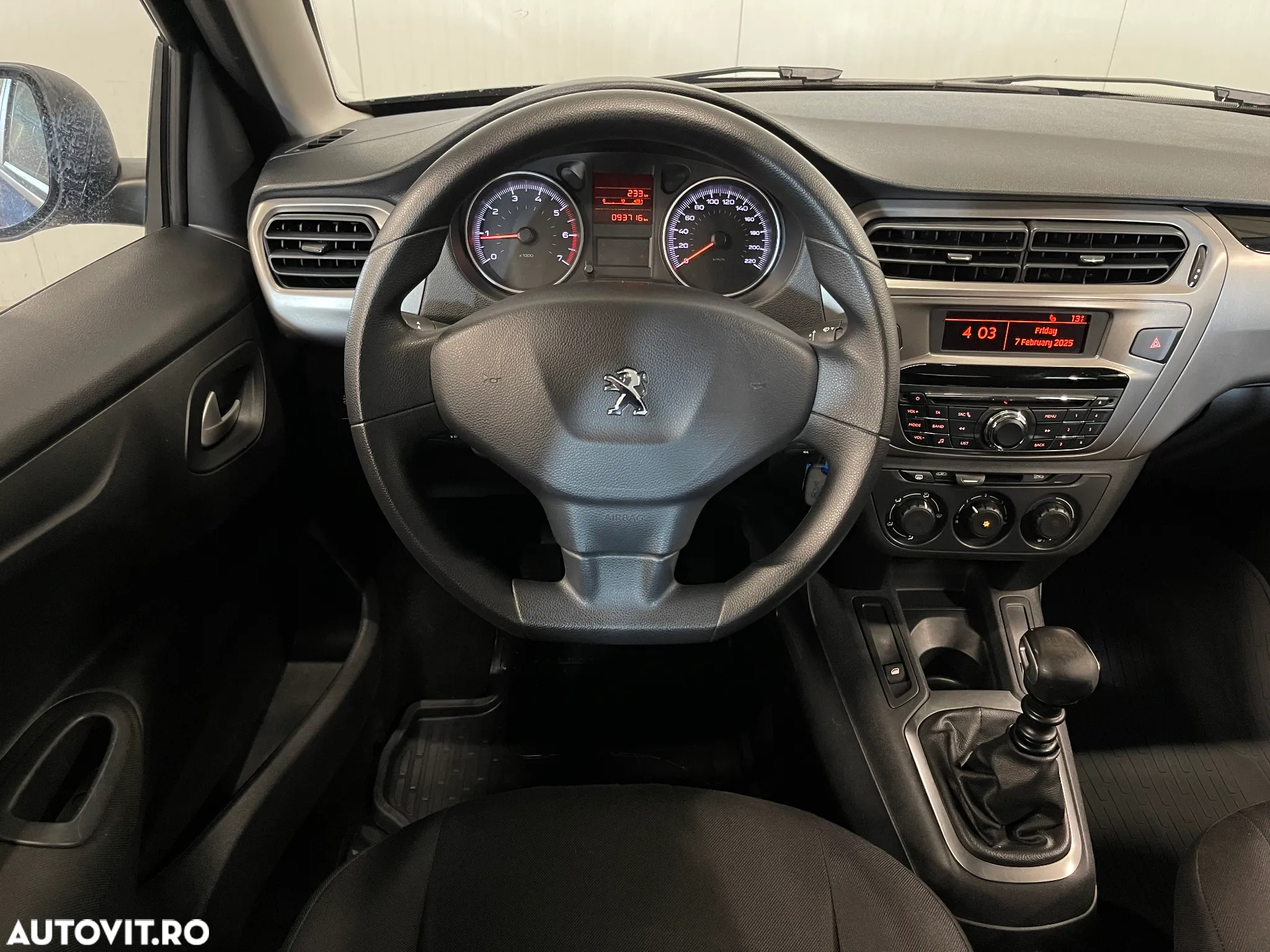 Peugeot 301 1.5 BlueHDI FAP Active - 6