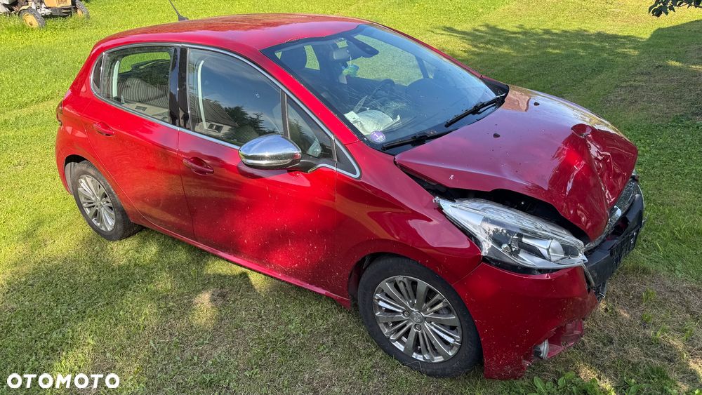 Peugeot 208 1.2 PureTech GPF Allure S&S - 3