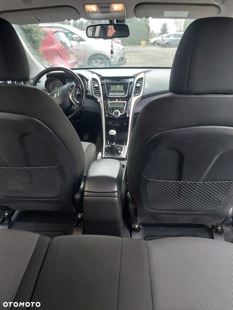 Hyundai i30 1.6 CRDi BlueDrive Classic - 18