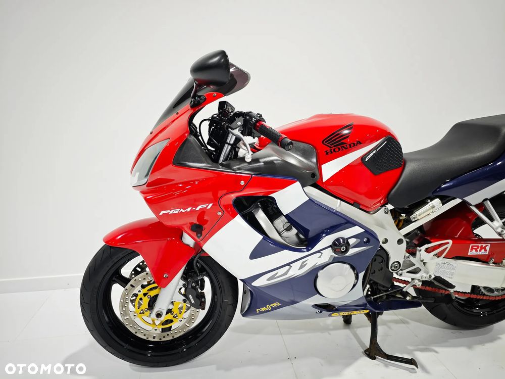 Honda CBR - 14