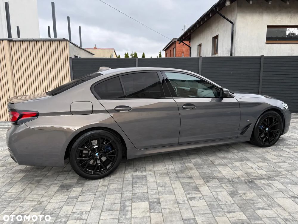 BMW Seria 5 530i xDrive mHEV M Sport sport - 7