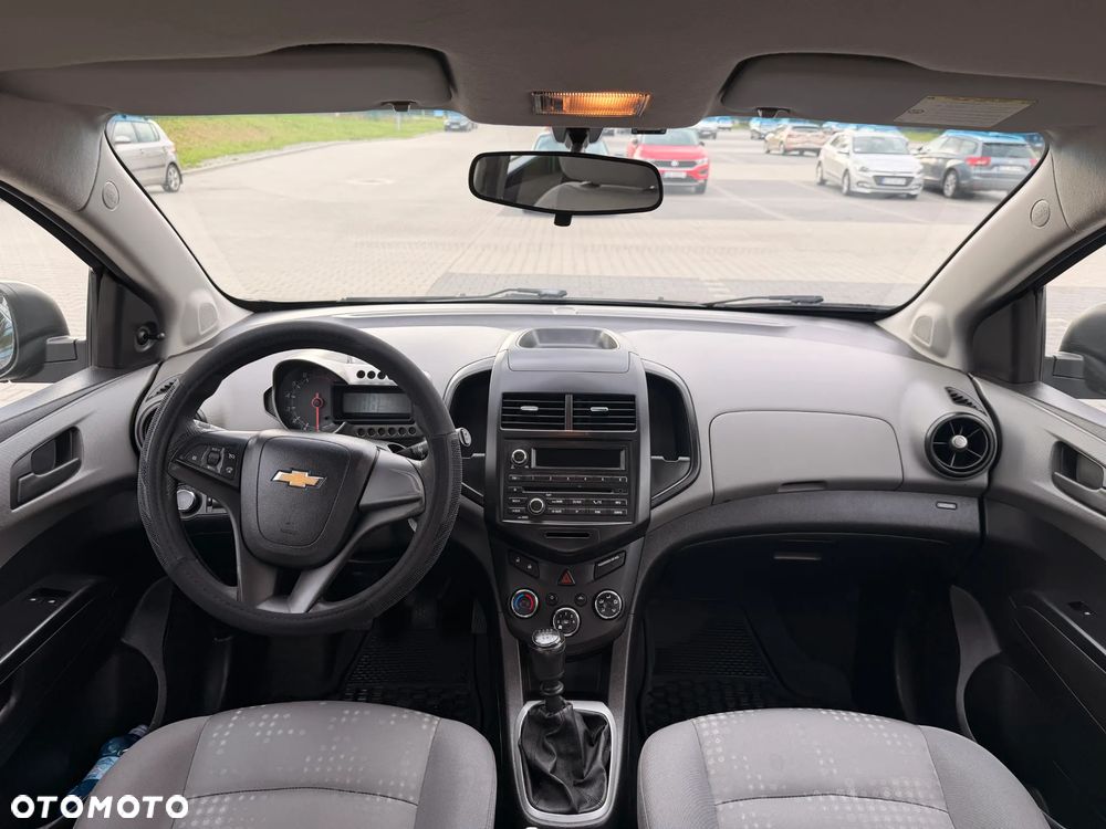 Chevrolet Aveo - 10