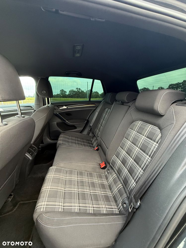 Volkswagen Golf 2.0 TDI BMT GTD DSG - 12