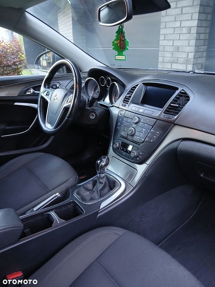 Opel Insignia 2.0 CDTI - 13