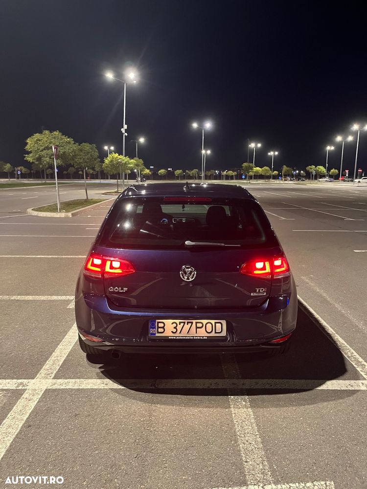 Volkswagen Golf - 3