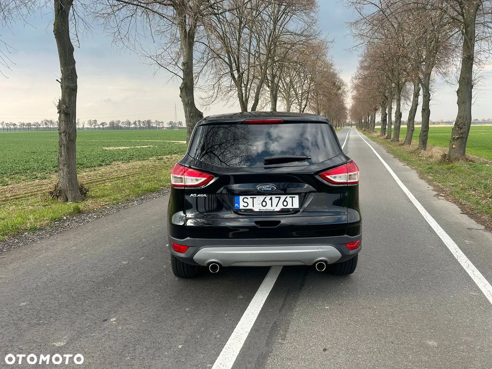 Ford Kuga 2.0 TDCi 2x4 SYNC - 11