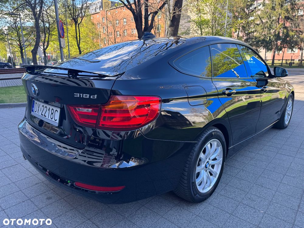 BMW 3GT 318d - 13