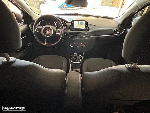 Fiat Tipo Station Wagon 1.3 M-Jet Lounge Tech J17 - 22