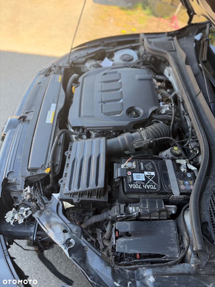 Volkswagen Golf Variant 2.0 TDI SCR DSG Life - 11