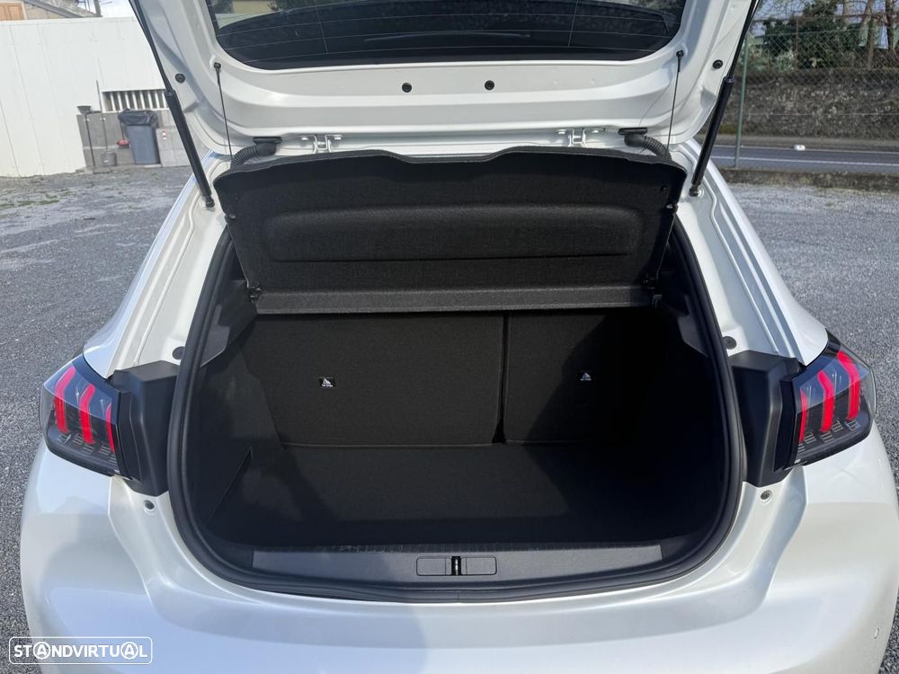 Peugeot e-208 50 kWh Allure - 45