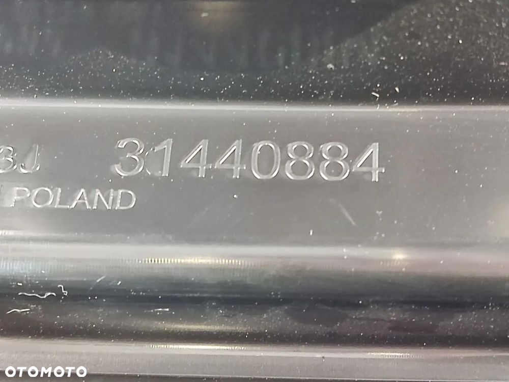 VOLVO XC40 17-21r Osłona Zamka Klapy - 7