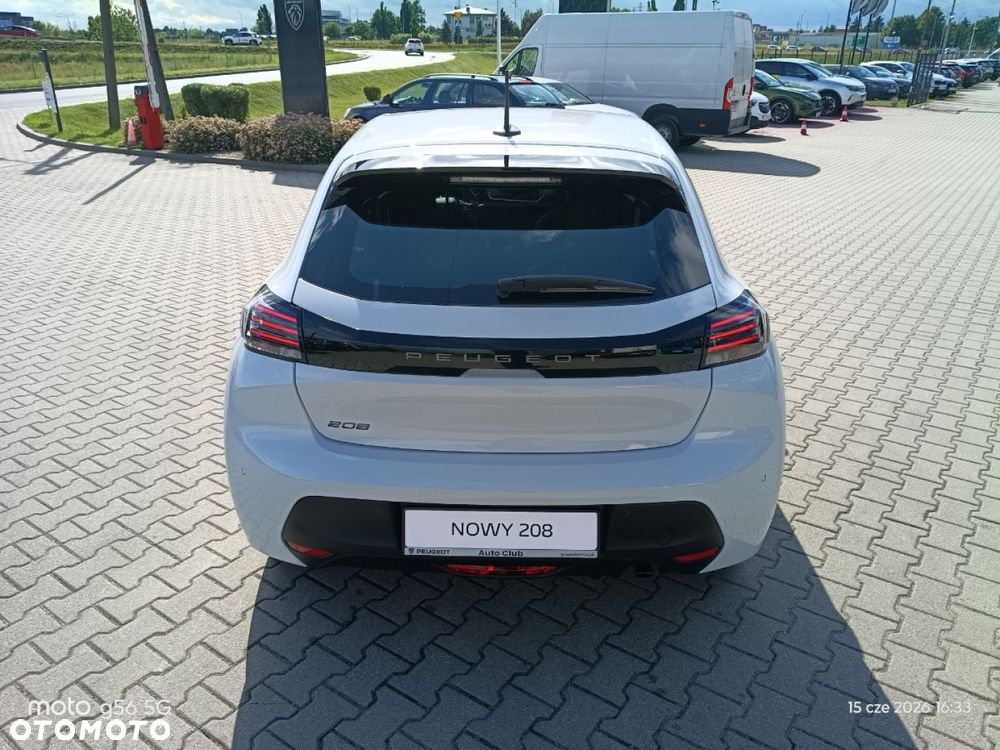 Peugeot 208 - 7