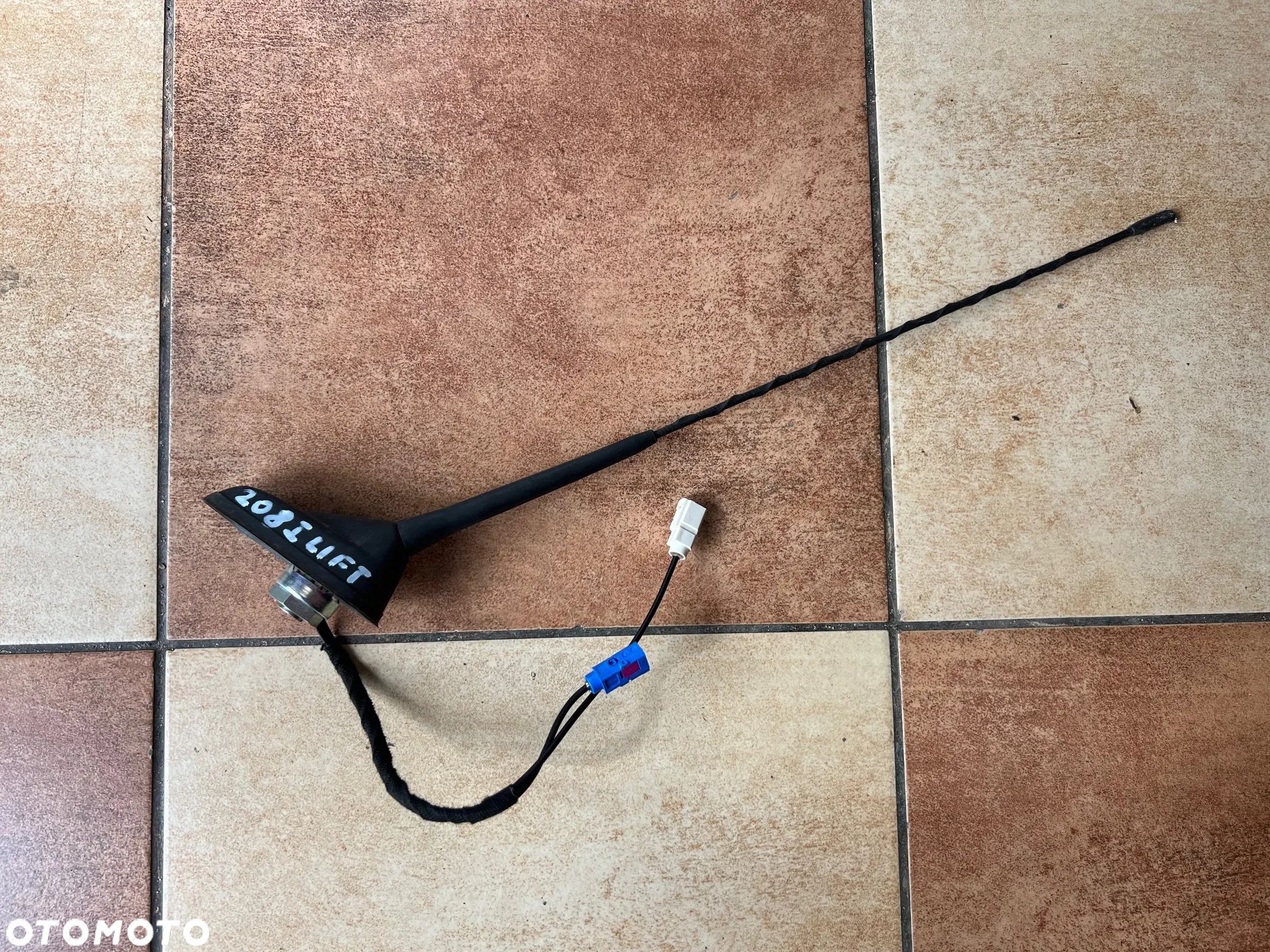 ANTENA DACHOWA RADIA GPS BAT PEUGEOT 208 I Z LAT 2012 - 2019 9801610380 ORYGINAŁ - 1